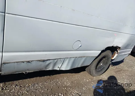 2009 Ford E-250 Commercial/Recreational from USA, damaged, VIN 1FTNS24W79DA25428